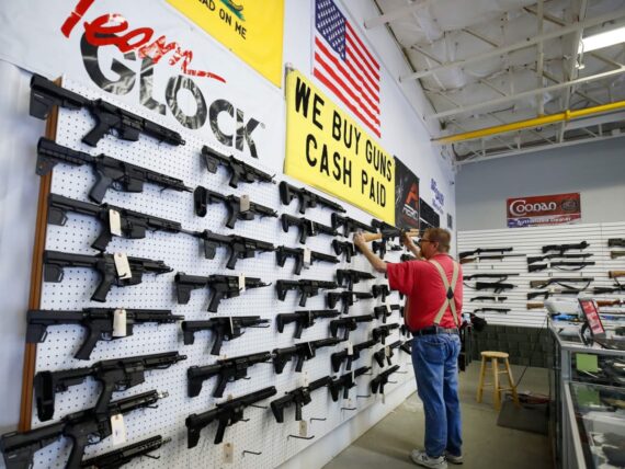 guns