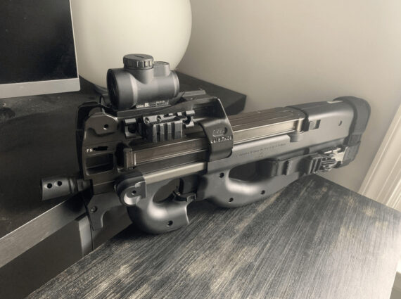 FN P90