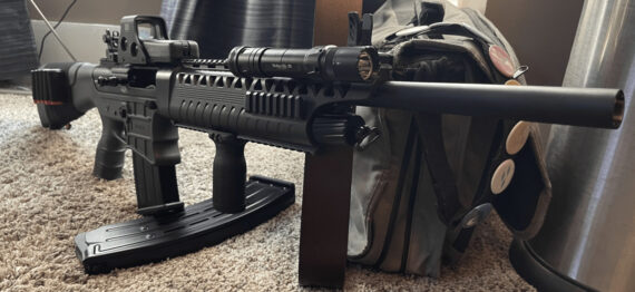 vr-80 with holographic site on