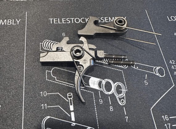 AR 15 trigger and hammer