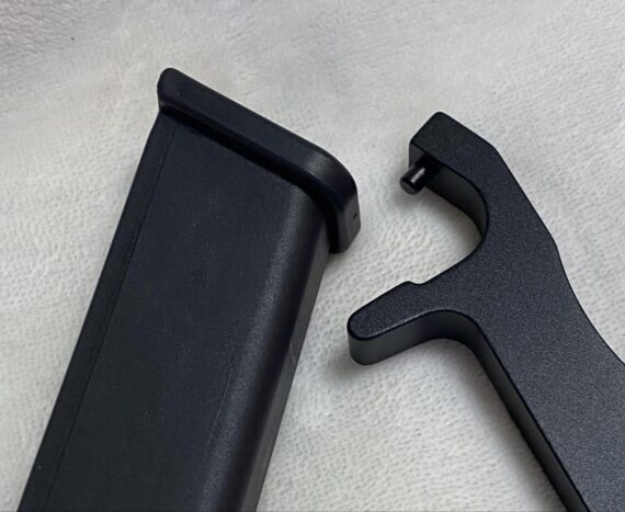 Disassembly tool