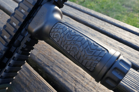 Daniel Defense Vertical Grip