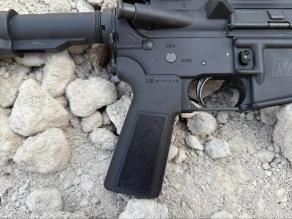 B5 Systems Type 23 P-Grip