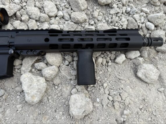 Magpul MVG (M-LOK Vertical Grip)